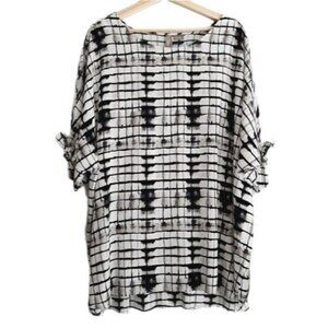 PENNINGTONS | Cold Shoulder Light Checkered Top B&W Sz 3X